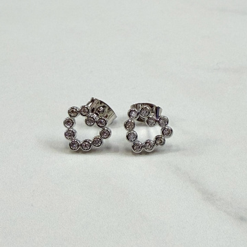 Corazon con zircones