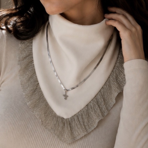 Bandana blanca grey